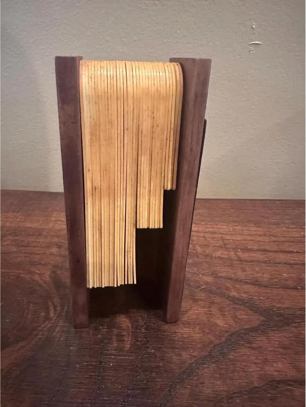 Vintage Retro Compact Perpetual Wooden Desk Calendar